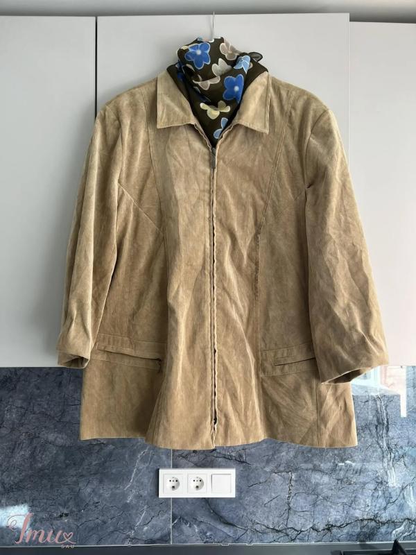 imusau.lt | parduodama Karta vilk striukite-svarkelis, su kisenes - 12eu 48d - krut 122+, klub 124++, ilgis 76cm, nylon\polyest