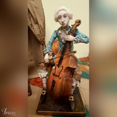 imusau.lt | parduodama Autorinė lėlė Tercetas "muzikinė Versalio dėžutė" Violončelininkas