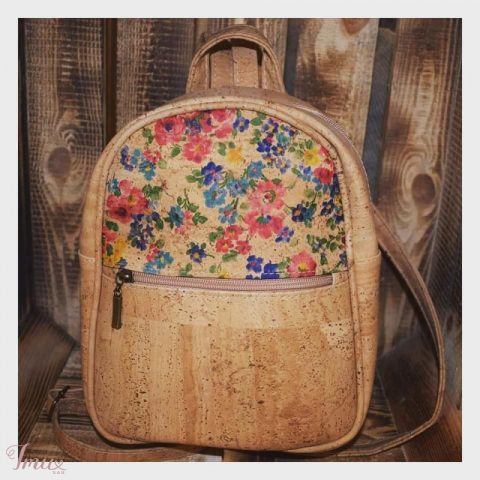 imusau.lt | parduodama Kamštinės medžiagos kuprinė