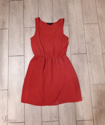 imusau.lt | parduodama Plonytė raudona suknelė