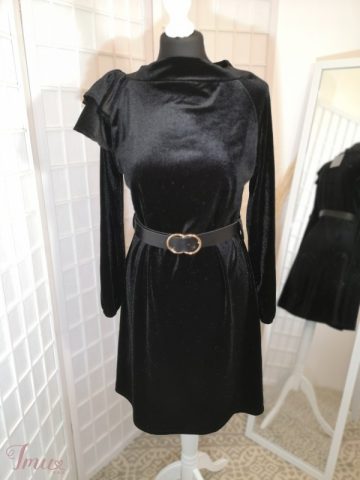 imusau.lt | parduodama Veliurine suknelyte su dirzeliu