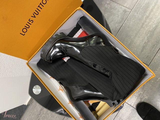 imusau.lt | parduodama Ilgaauliai Louis Vuitton