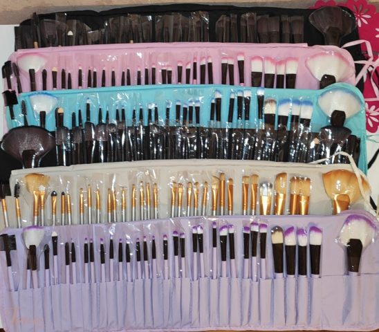 imusau.lt | parduodama Makiažo šepetėlių rinkinys