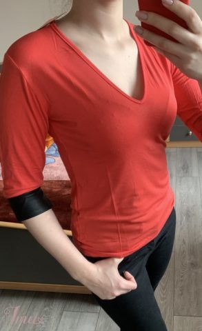 imusau.lt | listing Raudona nauja PeeKaBoo palaidinė