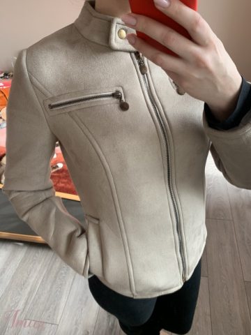 imusau.lt | parduodama Nauja smėlio spalvos pavasarinė striukytė