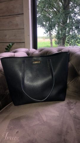 imusau.lt | parduodama Juoda rankinė