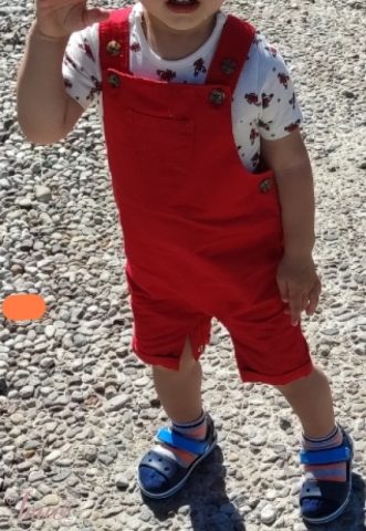 imusau.lt | parduodama Raudonas kombinezonas su bodžiuku