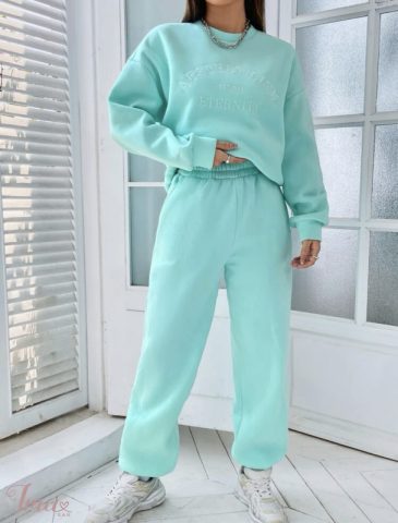 imusau.lt | parduodama laisvalaikio kostiumas su kelnemis