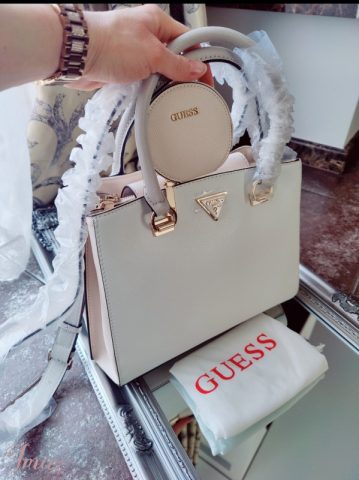 imusau.lt | parduodama Tobula Guess rankinė