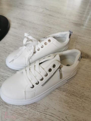 imusau.lt | parduodama Moteriški balti kedai