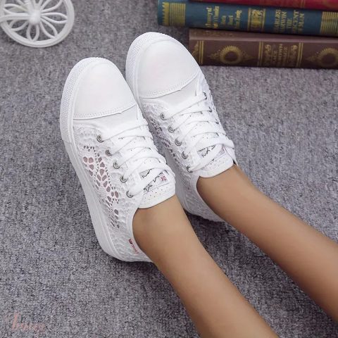 imusau.lt | parduodama Balti kvėpuojantys moteriški tinkliniai sportbačiai 94505