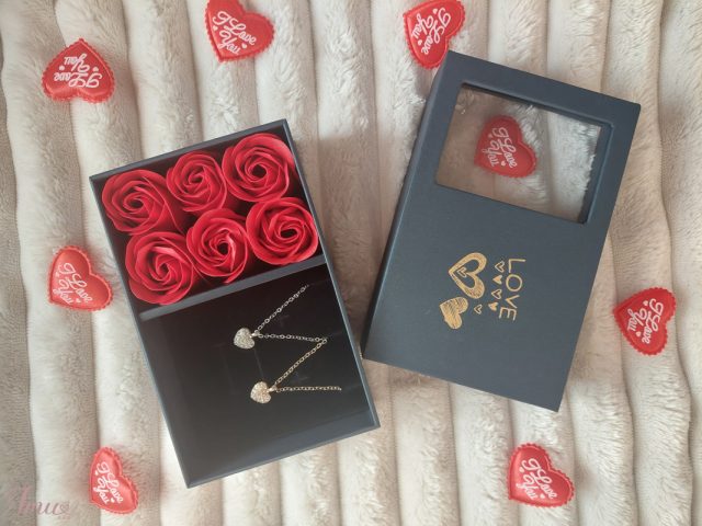 imusau.lt | listing Rožytes su grandinėlėmis