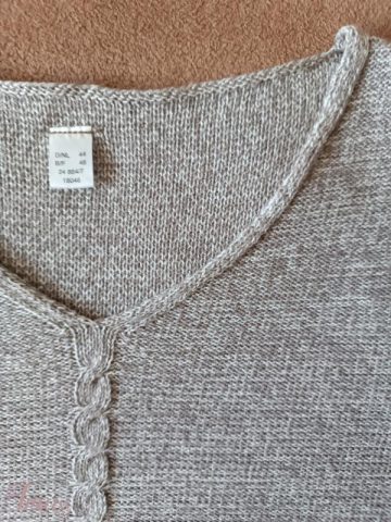 imusau.lt | listing Megztinis V formos iškirpte