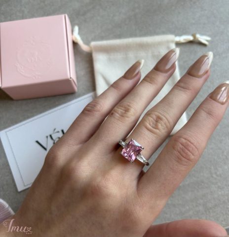 imusau.lt | parduodama Naujas Veia.line sidabrinis žiedas su rožiniu cirkonio akmeniu