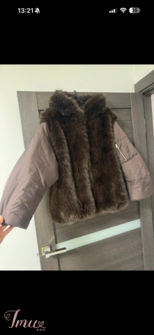 imusau.lt | listing Itališka kailinė striukė su gobtuvu